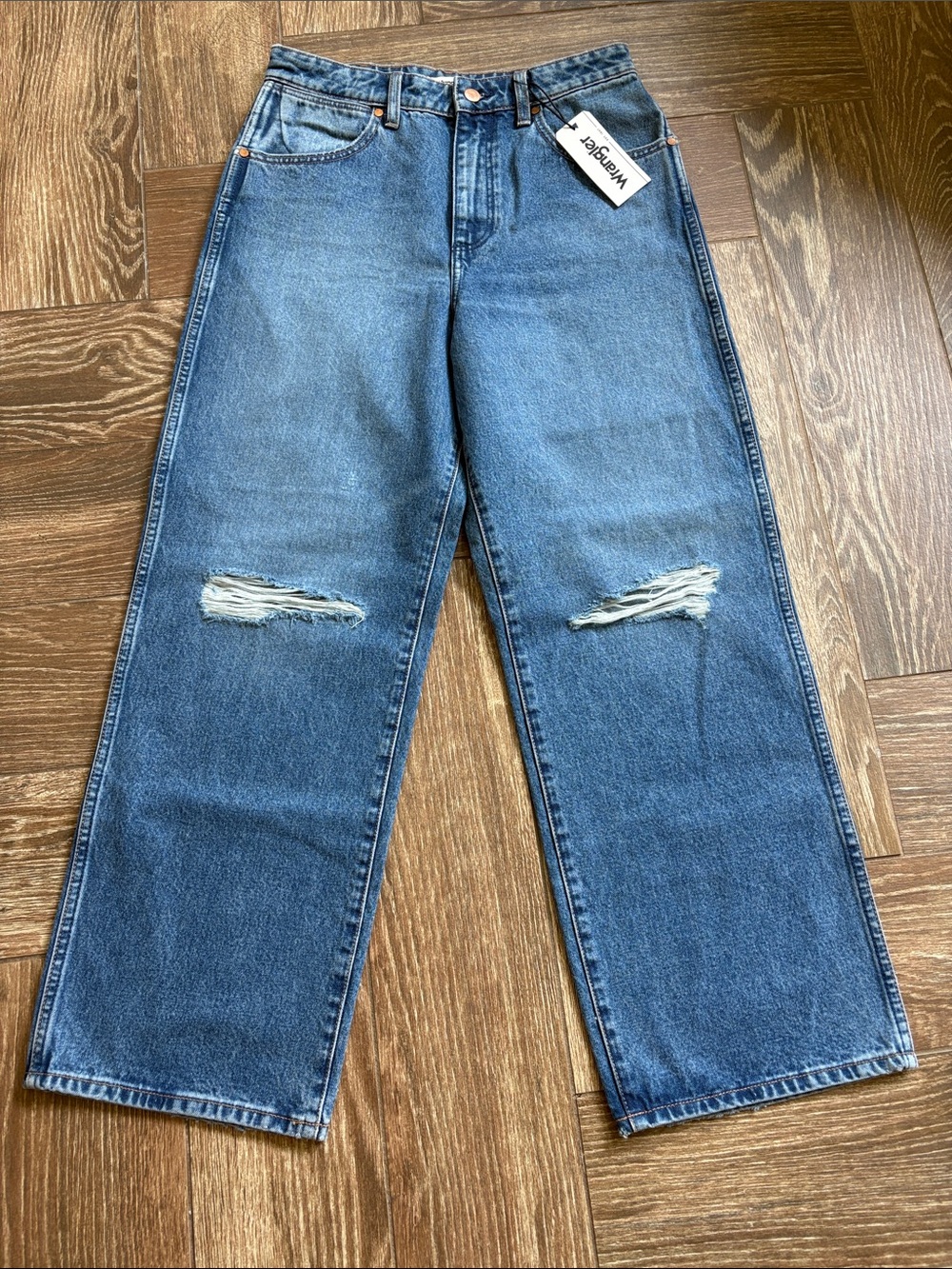 Wrangler Women’s Blue High Rise Mom Relaxed Jeans